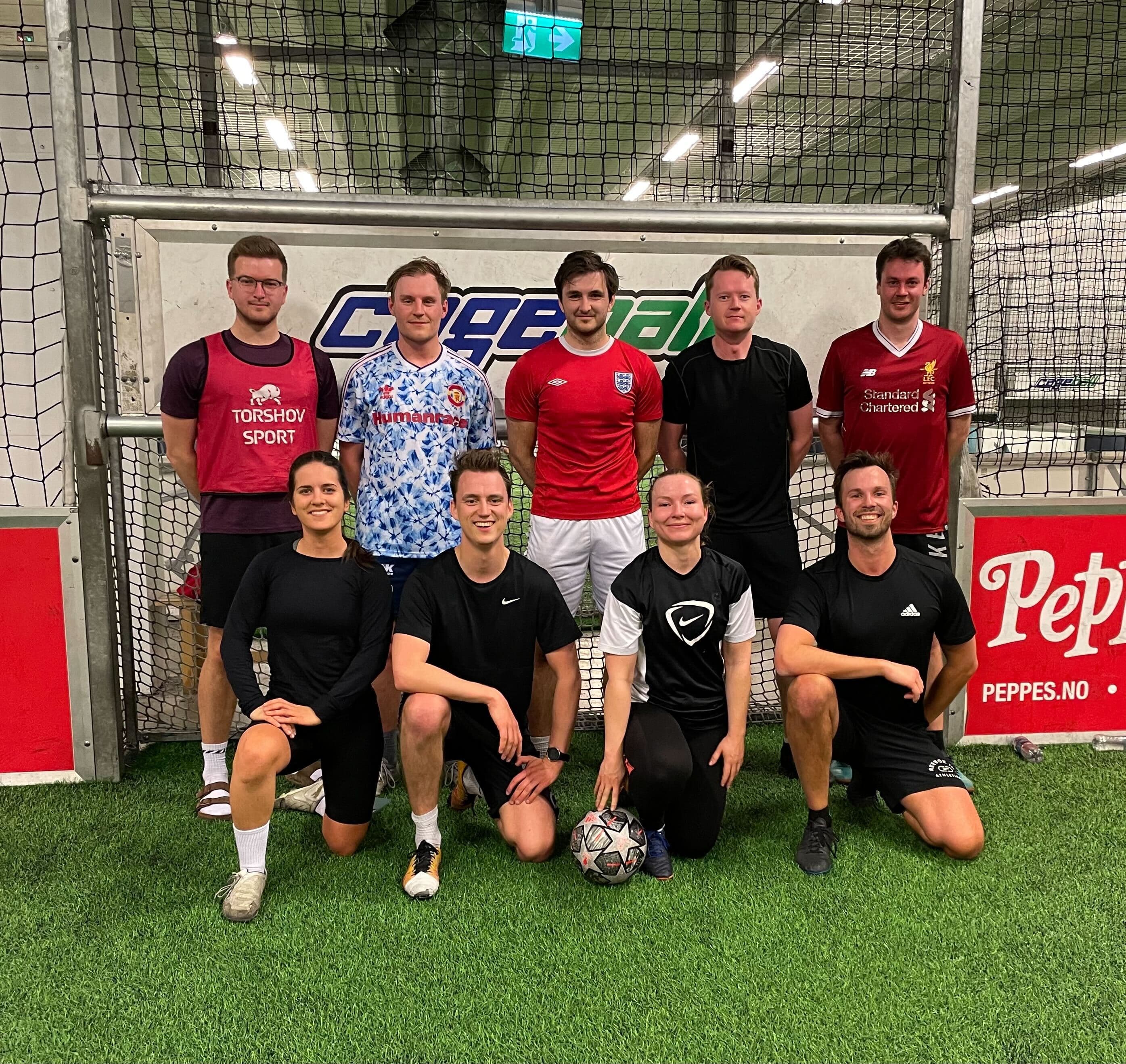 Kollegaer på cageball